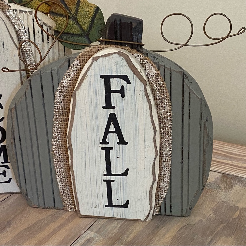 Rustic Pumpkin “Welcome Fall” Set🍂 - Picture 7 of 7